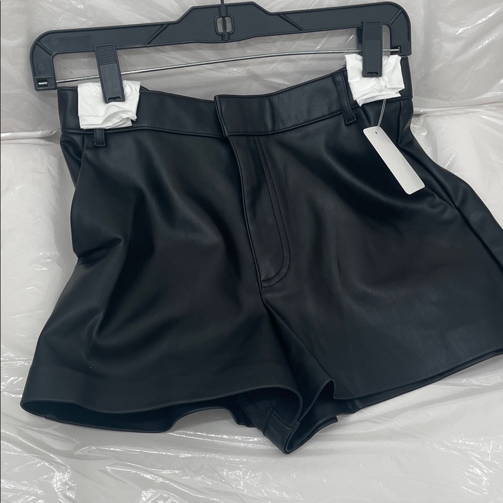 Zara Black High-Waist Faux Leather Shorts